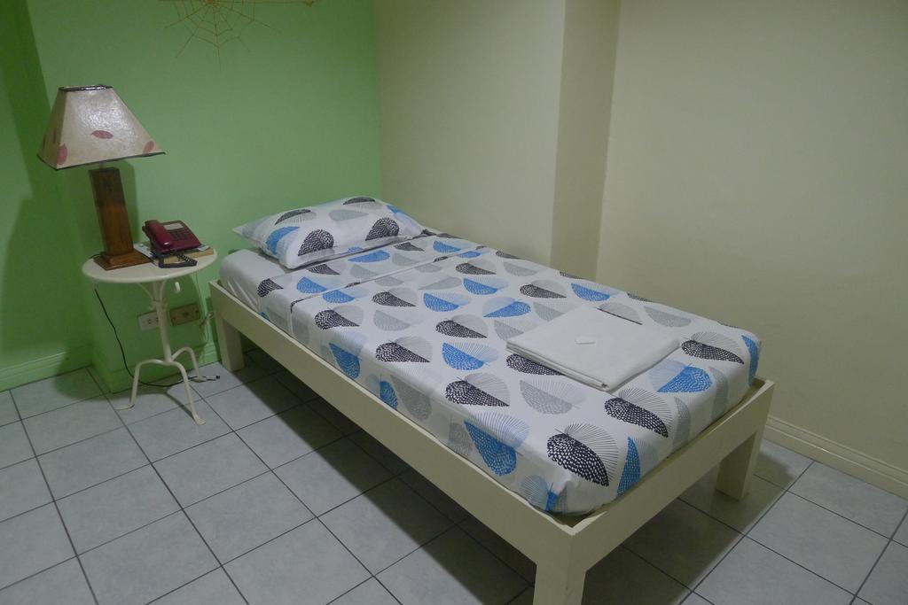 West Gorordo Hotel Cebu Екстериор снимка
