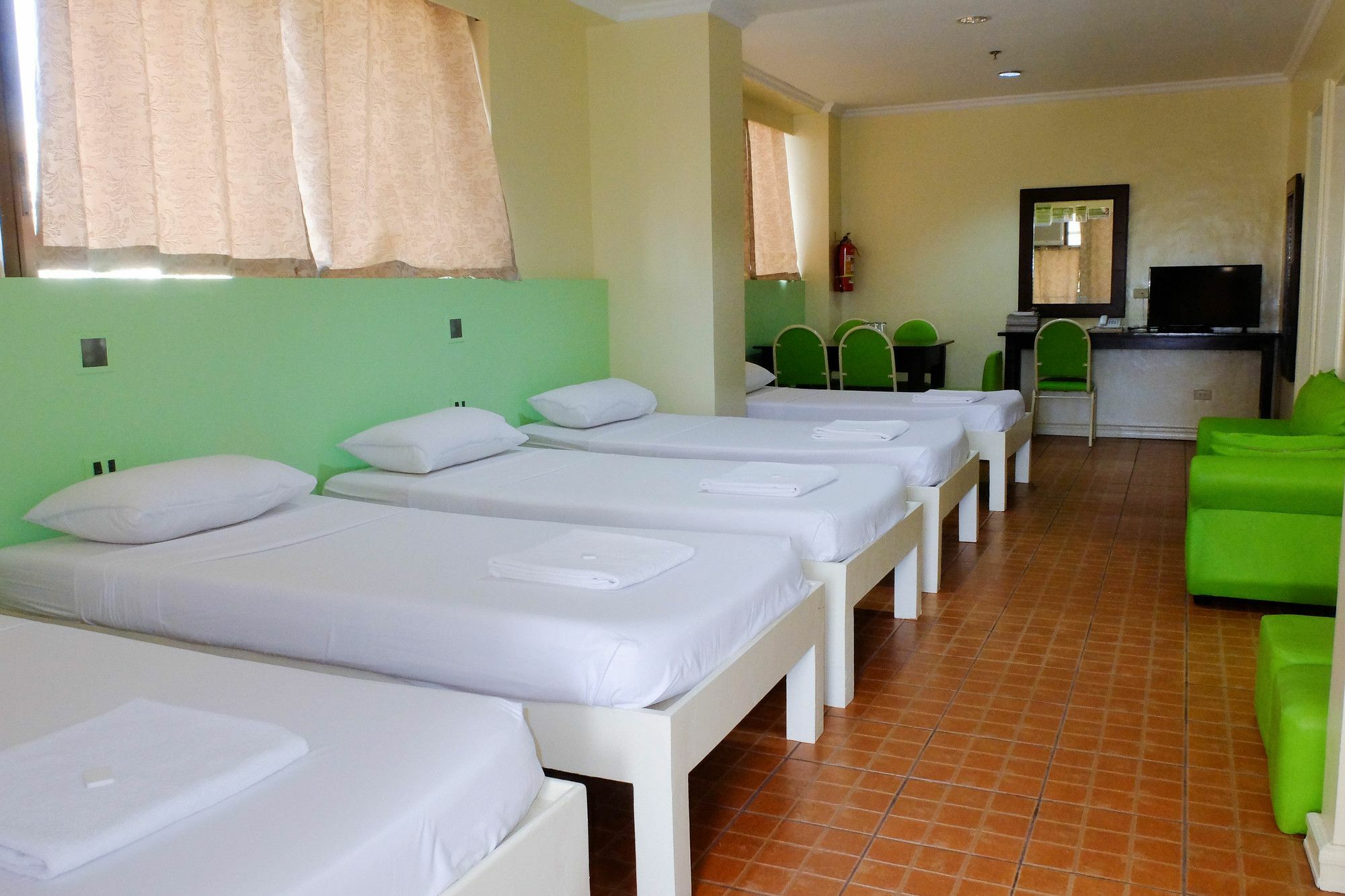 West Gorordo Hotel Cebu Екстериор снимка